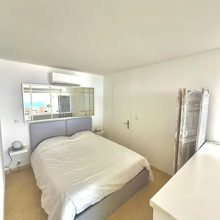 T2 - Grande Terrasse, Vue Mer, Piscine